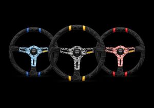 MOMO Ultra steering wheel D=350mm Premium Microfiber / inserts smoot leather black / inserts: yellow,blue,red / spokes: black, blue, red